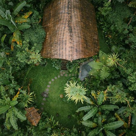 Alamvaya Bali Bamboo House Villa ซิเดอมัน ภายนอก รูปภาพ