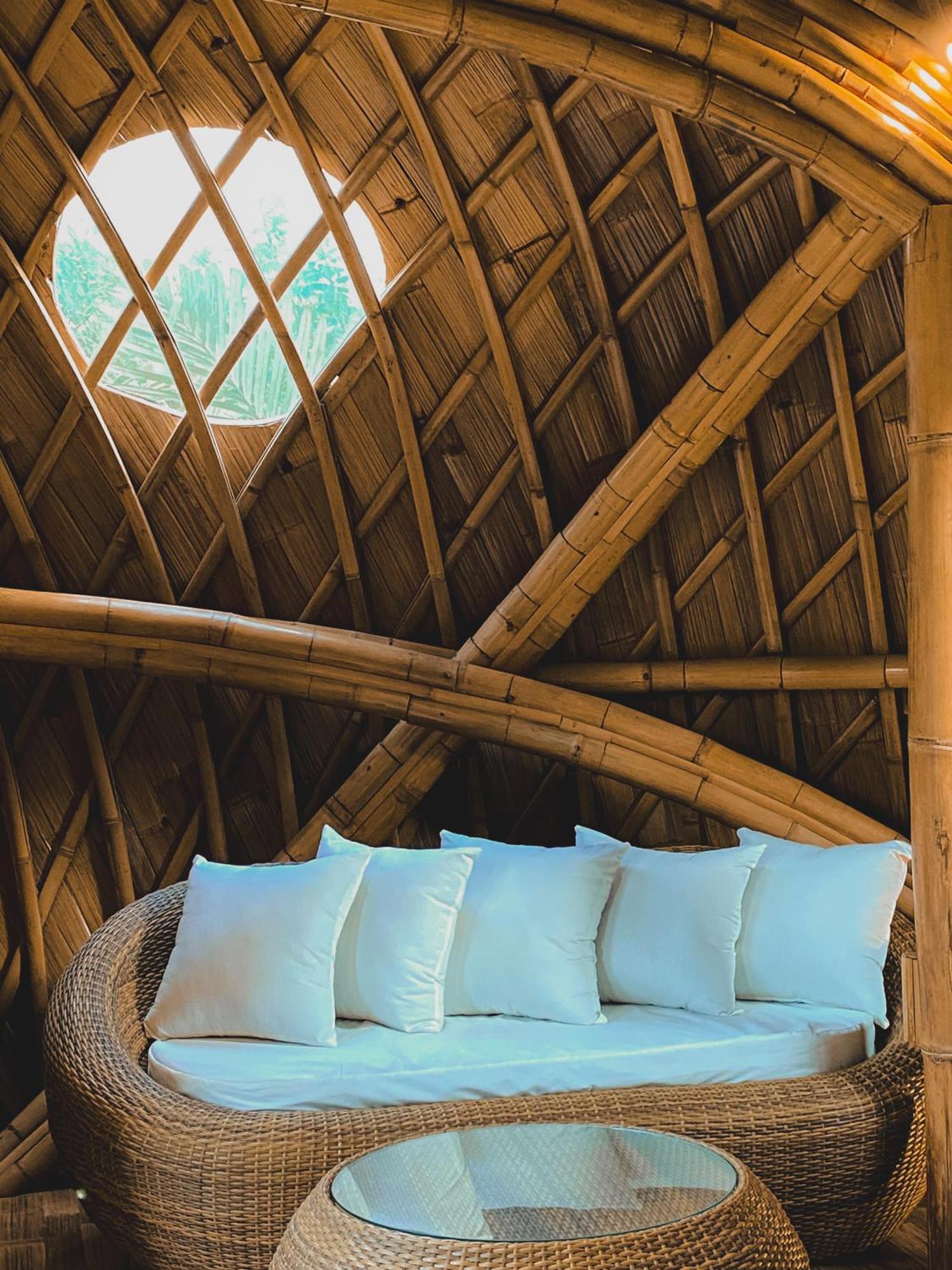 Alamvaya Bali Bamboo House Villa ซิเดอมัน ภายนอก รูปภาพ