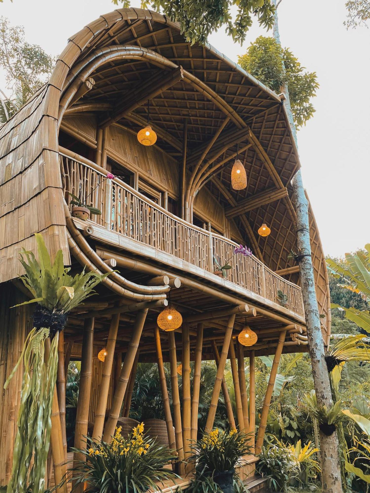 Alamvaya Bali Bamboo House Villa ซิเดอมัน ภายนอก รูปภาพ