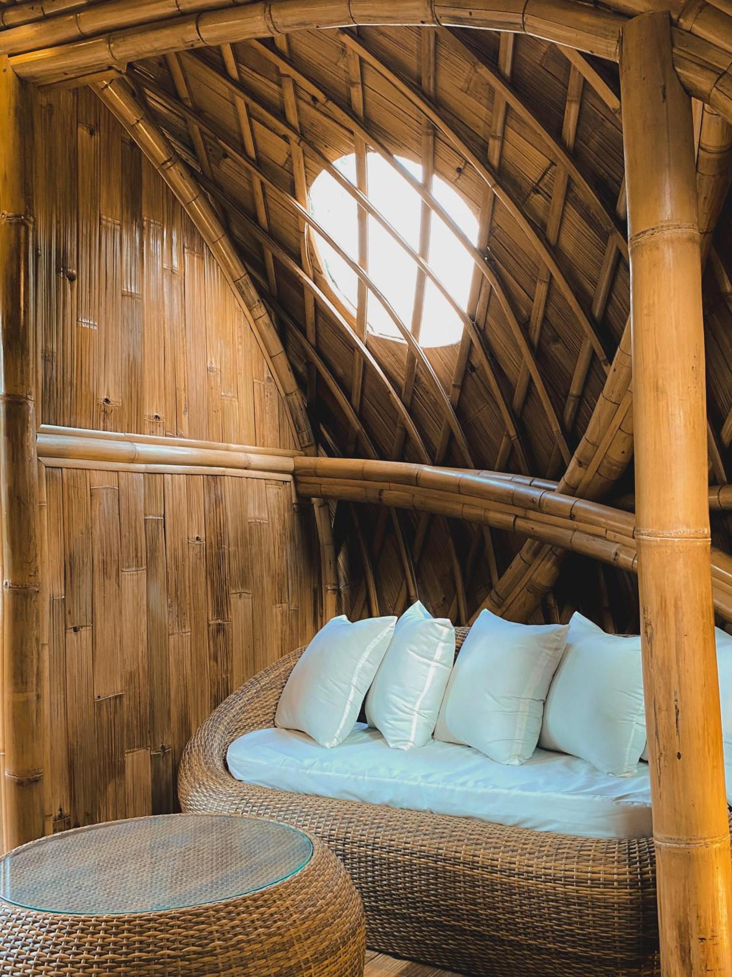 Alamvaya Bali Bamboo House Villa ซิเดอมัน ภายนอก รูปภาพ
