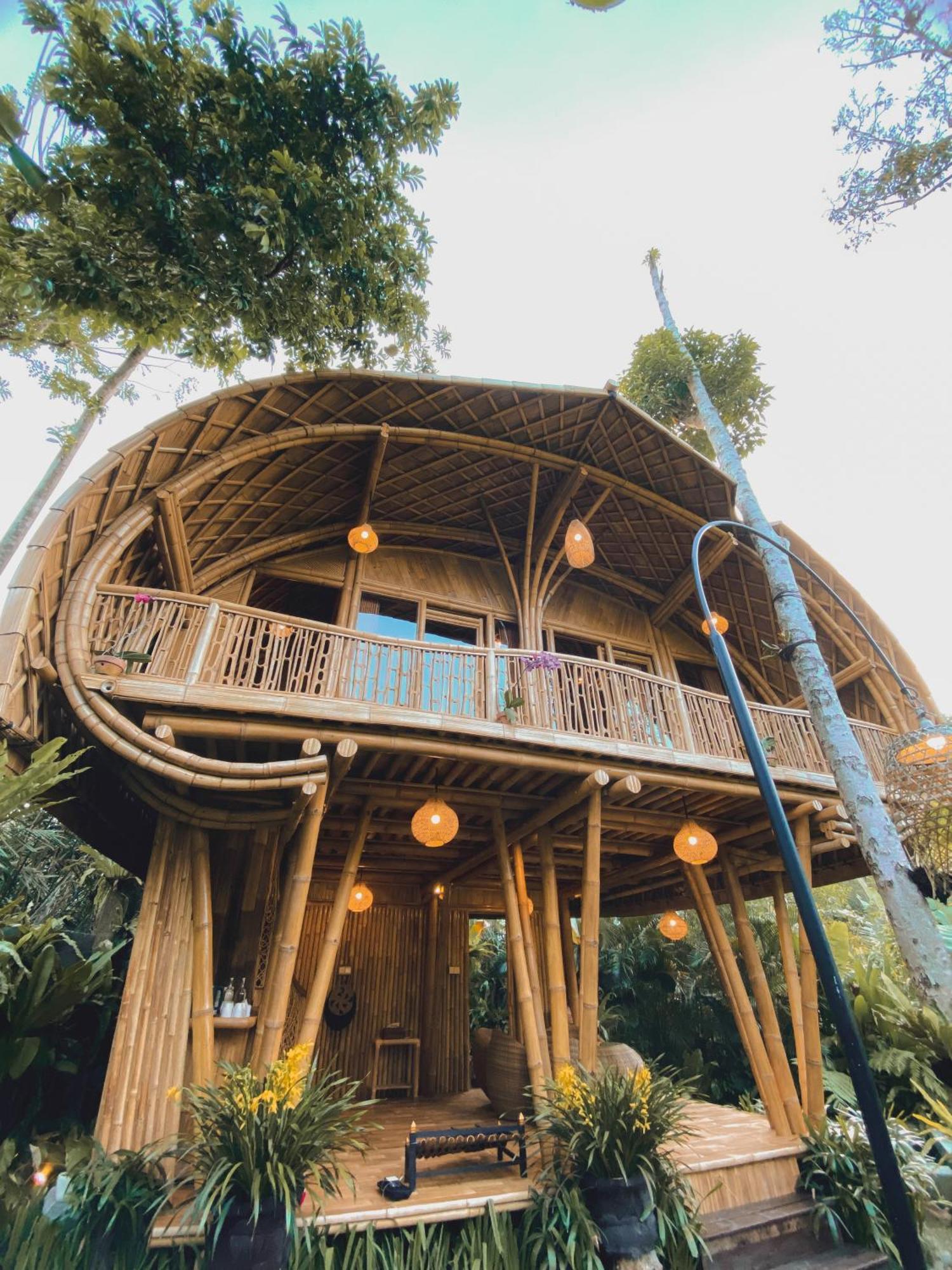 Alamvaya Bali Bamboo House Villa ซิเดอมัน ภายนอก รูปภาพ