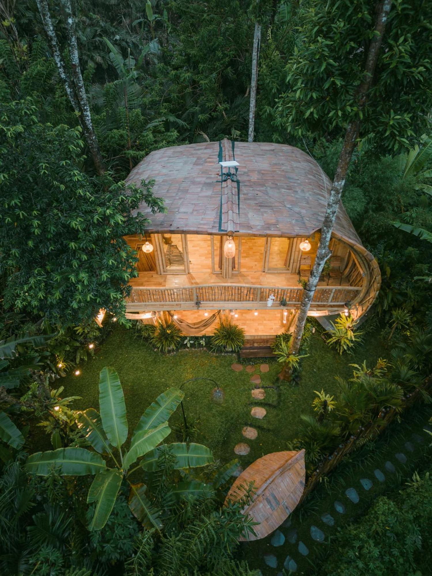 Alamvaya Bali Bamboo House Villa ซิเดอมัน ภายนอก รูปภาพ