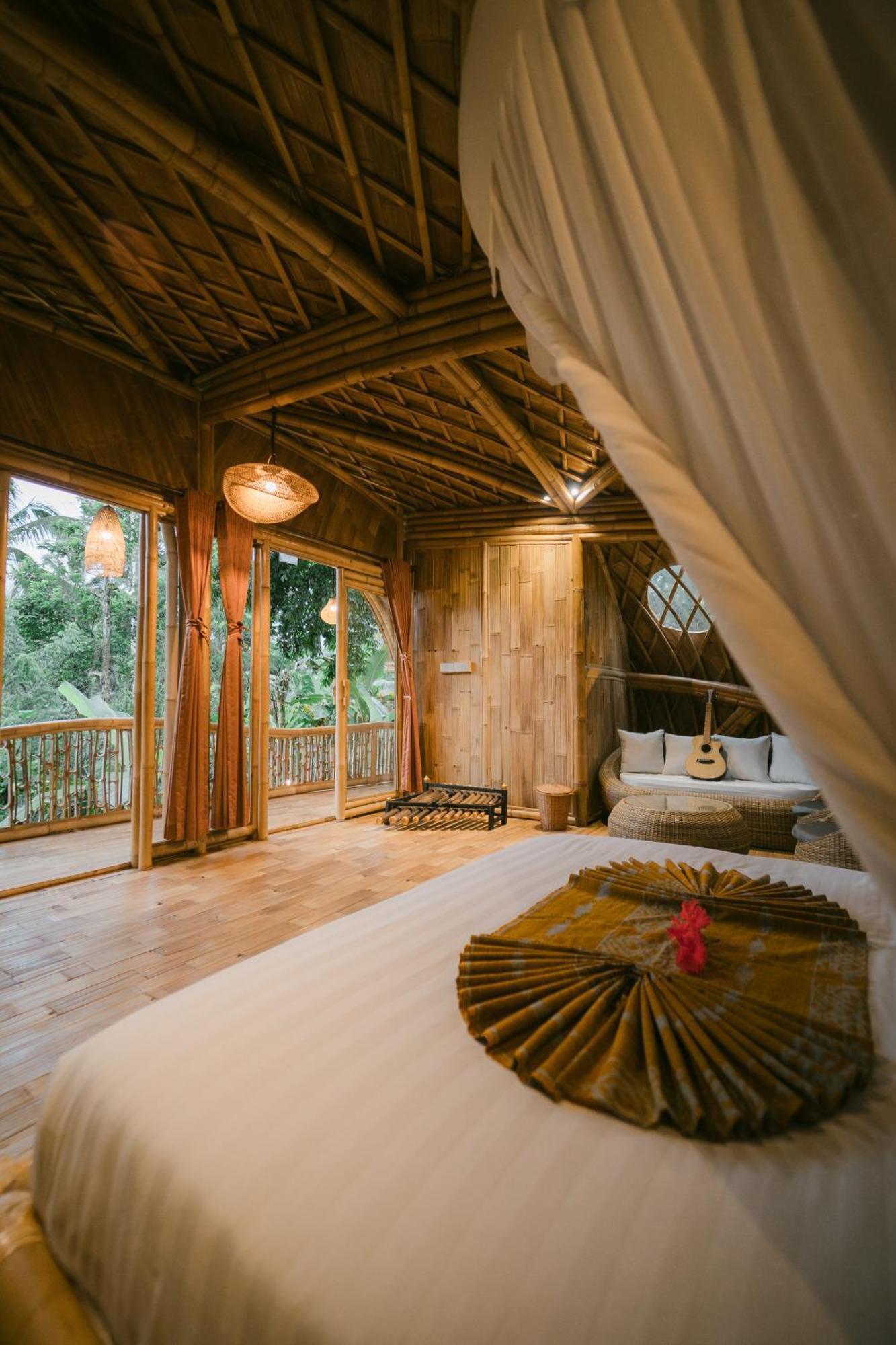 Alamvaya Bali Bamboo House Villa ซิเดอมัน ภายนอก รูปภาพ