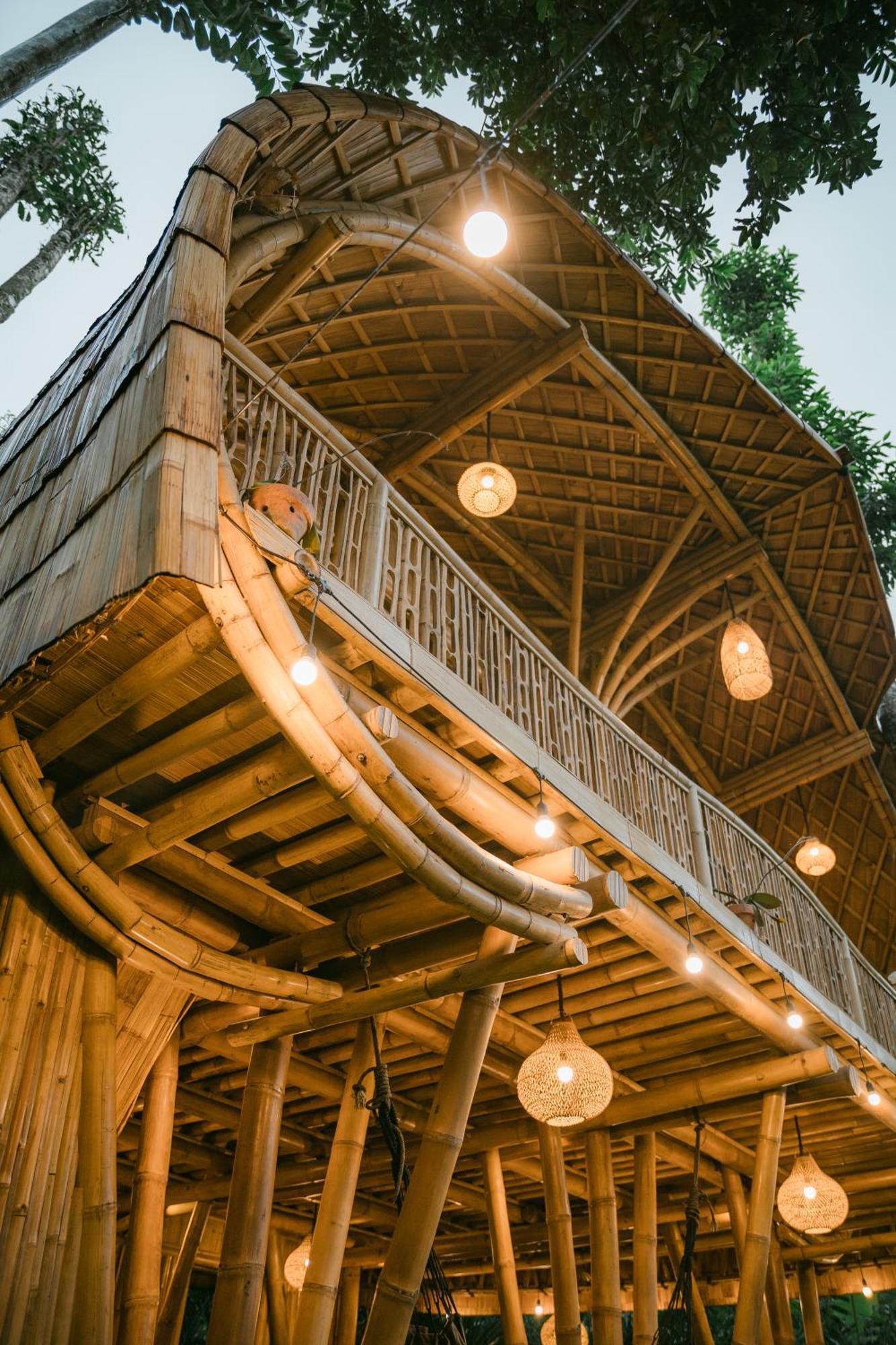 Alamvaya Bali Bamboo House Villa ซิเดอมัน ภายนอก รูปภาพ